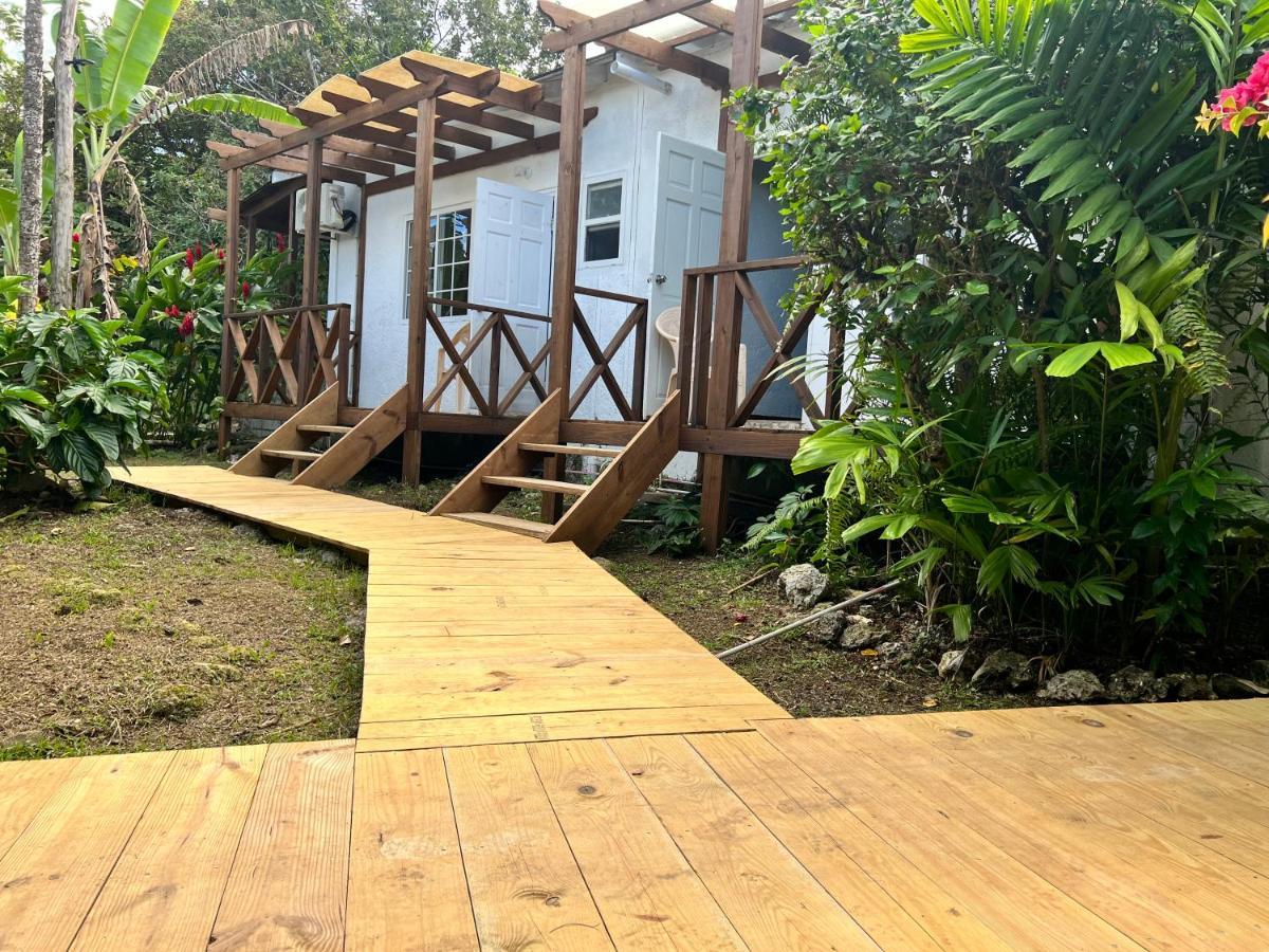 Jamaica Colors Hotel And Eco-Retreat Порт-Антонио Экстерьер фото